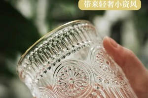 用玻璃杯打造迷人花园（从选择到养护，教你如何用玻璃杯来装饰家中的花园）